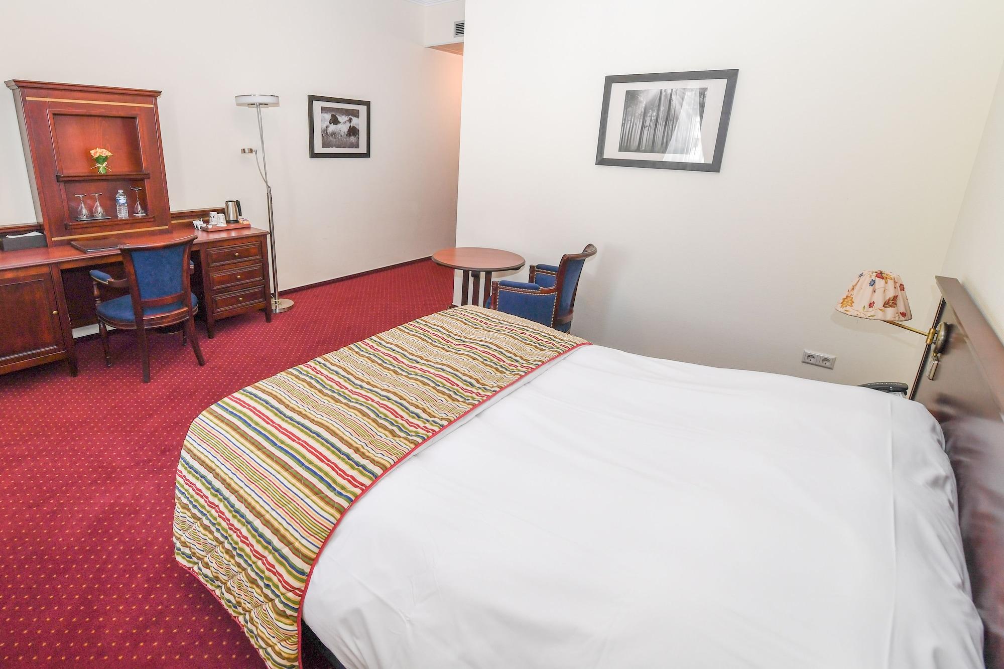 Hotel-Restaurant Gulliver Bascharage Bagian luar foto