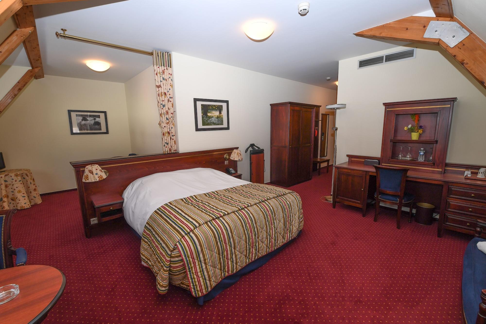 Hotel-Restaurant Gulliver Bascharage Bagian luar foto